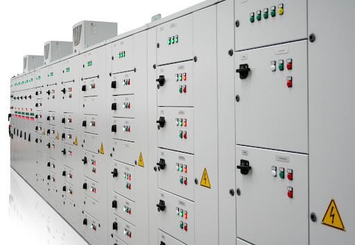 Tủ điện là gì? Tìm hiểu tủ điện công nghiệp & tủ điện dân dụng